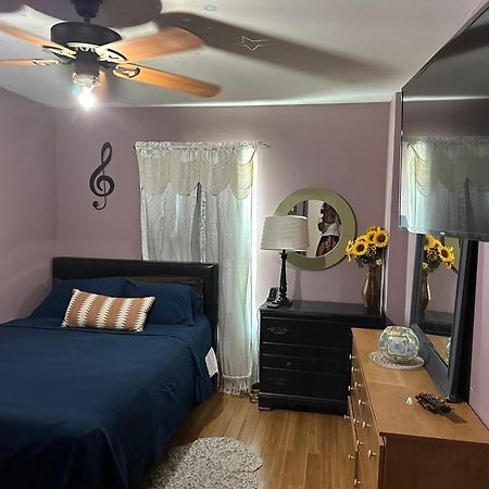 Colorful 3 Bedrooms Twin Home Near Center Philadelphia Exterior foto
