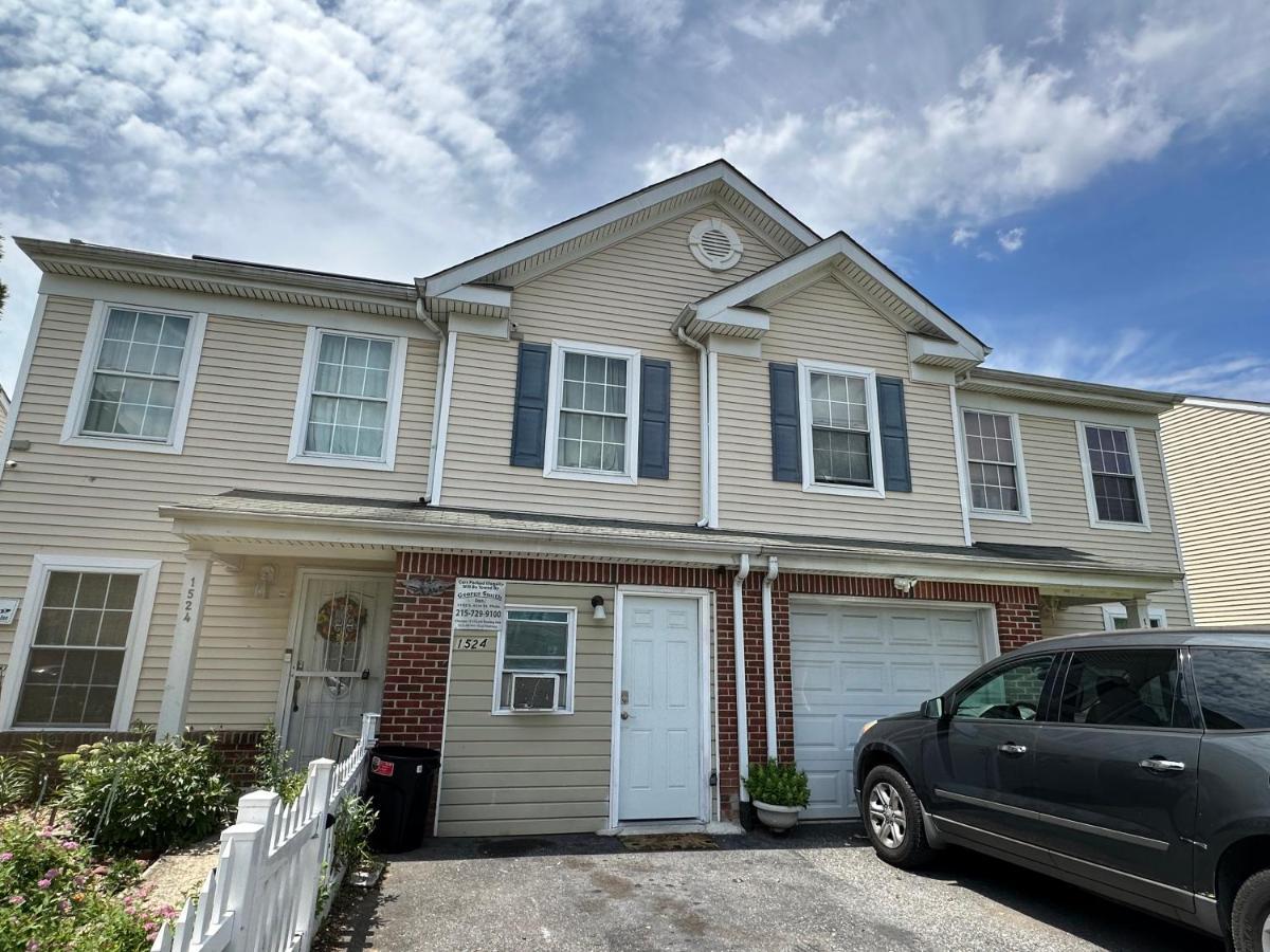 Colorful 3 Bedrooms Twin Home Near Center Philadelphia Exterior foto